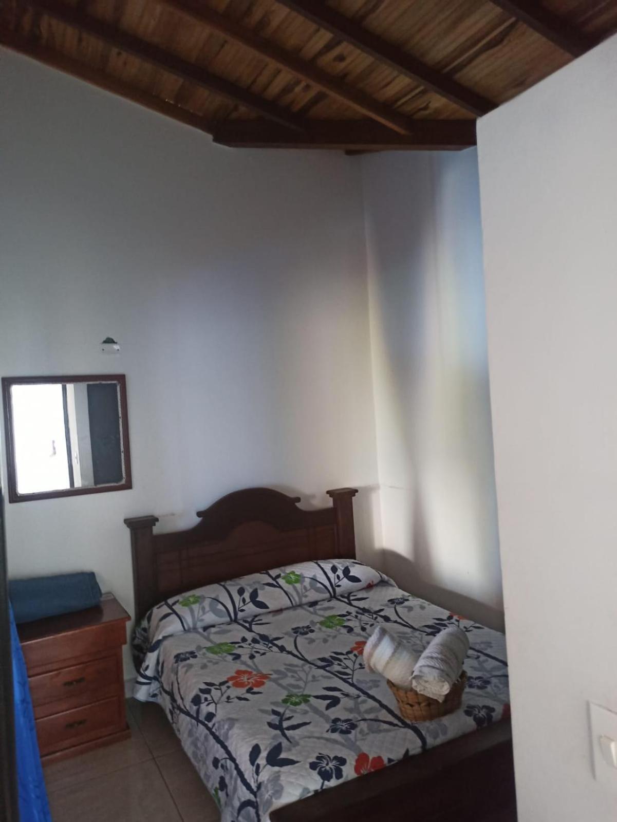 Hostal Jose Navarro Guadalupe المظهر الخارجي الصورة